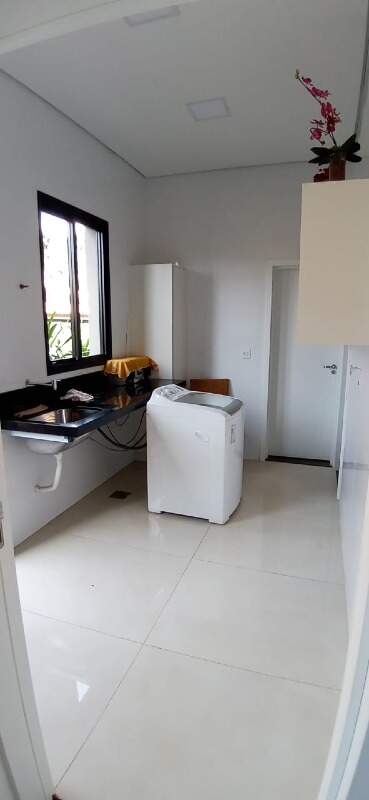 Casas Condomínio para à venda no Jardim Guaporé na cidade de Ribeirão Preto: 