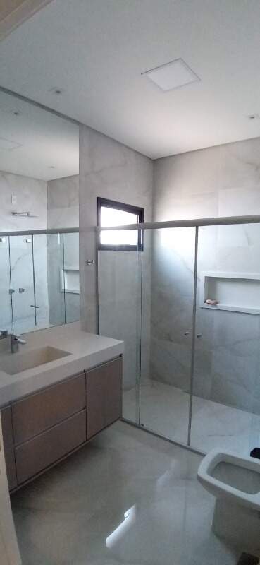 Casas Condomínio para à venda no Jardim Guaporé na cidade de Ribeirão Preto: 