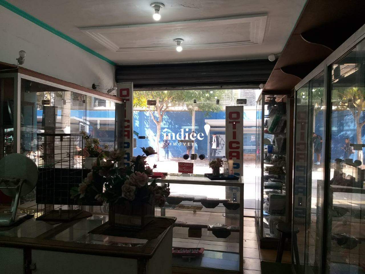 Casa Comercial para para aluguel no Centro na cidade de Ribeirão Preto: 