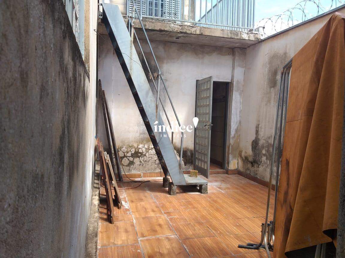 Casa Comercial para para aluguel no Centro na cidade de Ribeirão Preto: 