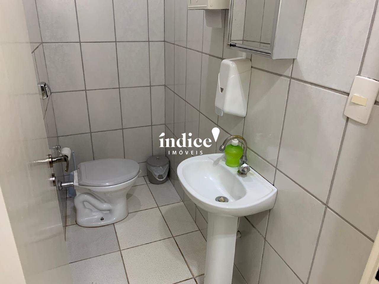 Salão Comercial para à venda no Centro na cidade de Ribeirão Preto: 
