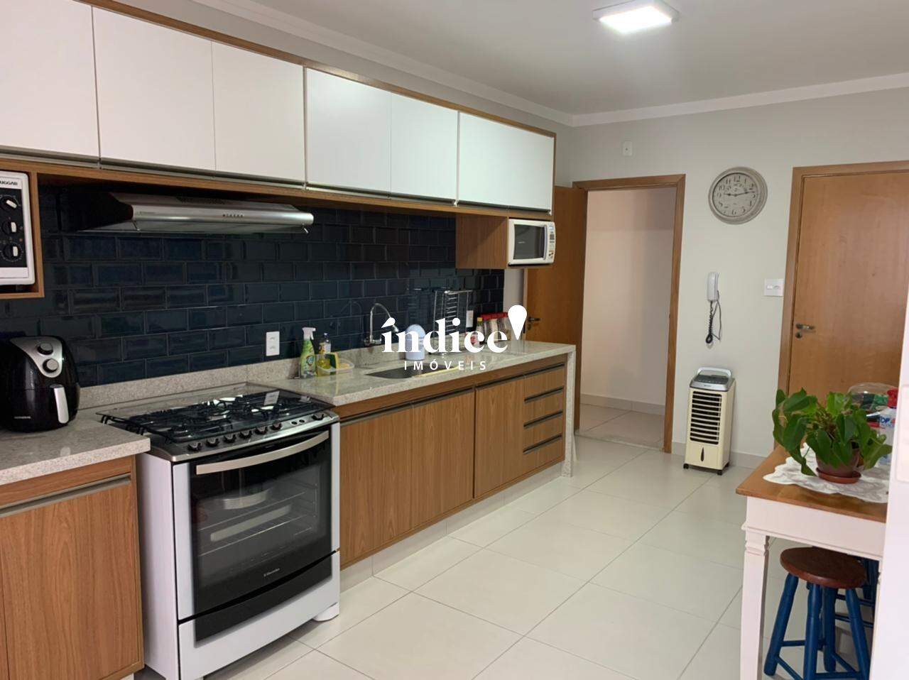 Apartamento para à venda no Centro na cidade de Ribeirão Preto: