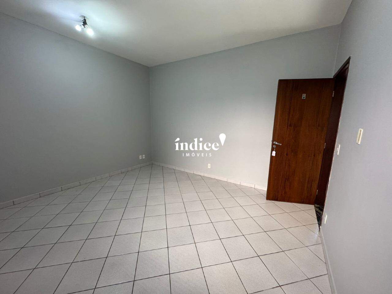 Sala Comercial para para aluguel no Condomínio Itamaraty na cidade de Ribeirão Preto: 