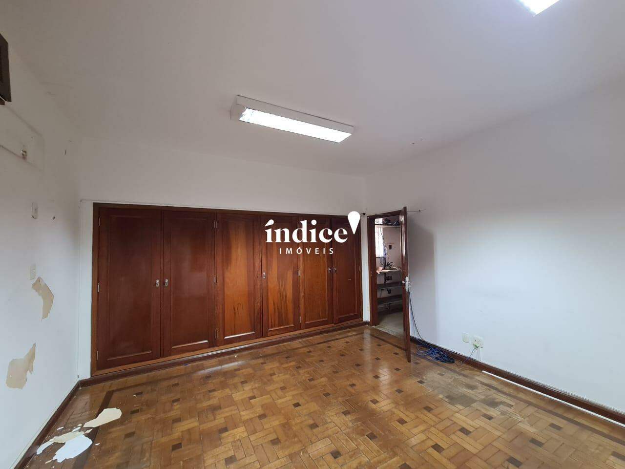 Salão Comercial para para aluguel no Centro na cidade de Ribeirão Preto: 