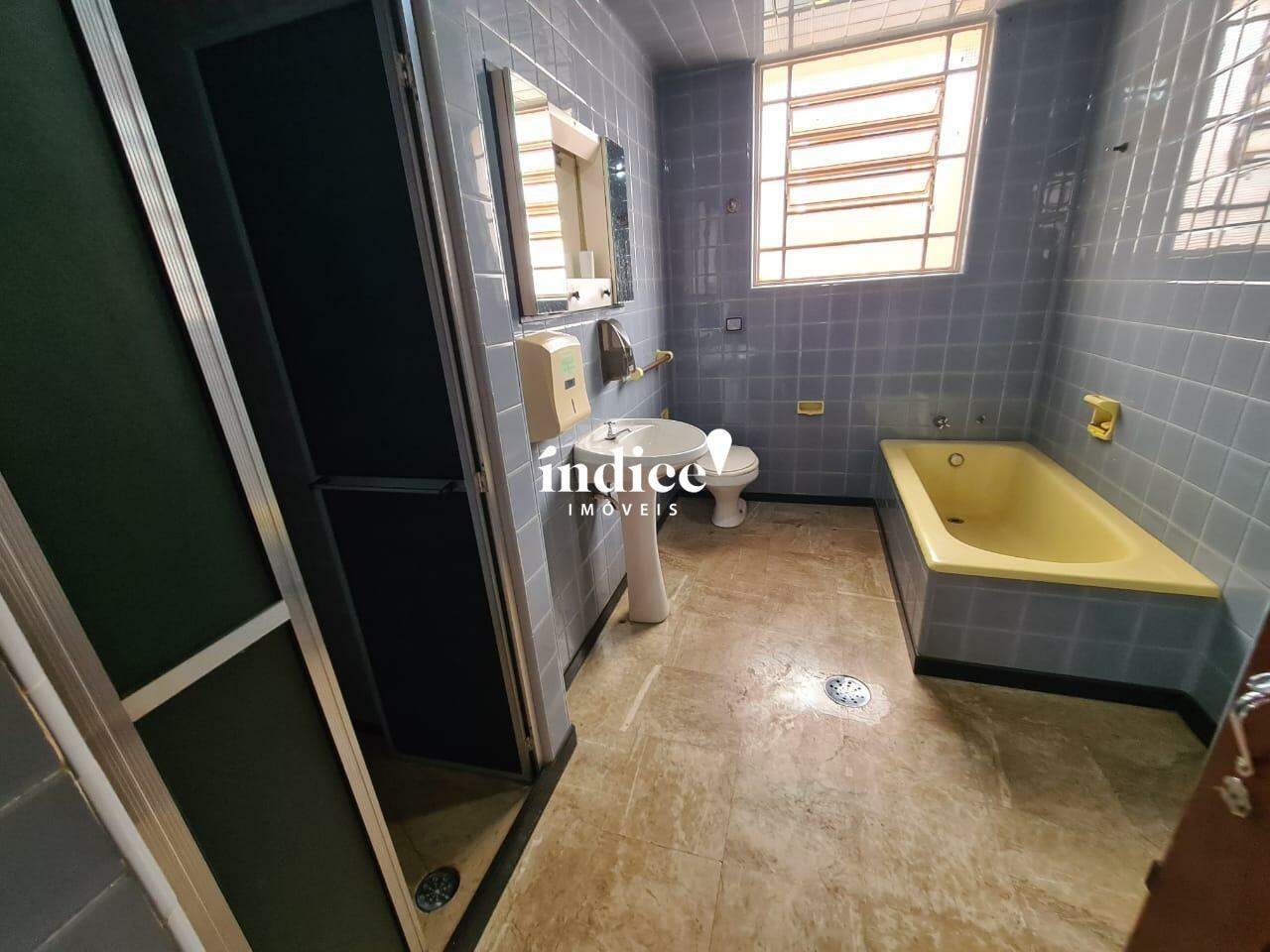 Salão Comercial para para aluguel no Centro na cidade de Ribeirão Preto: 