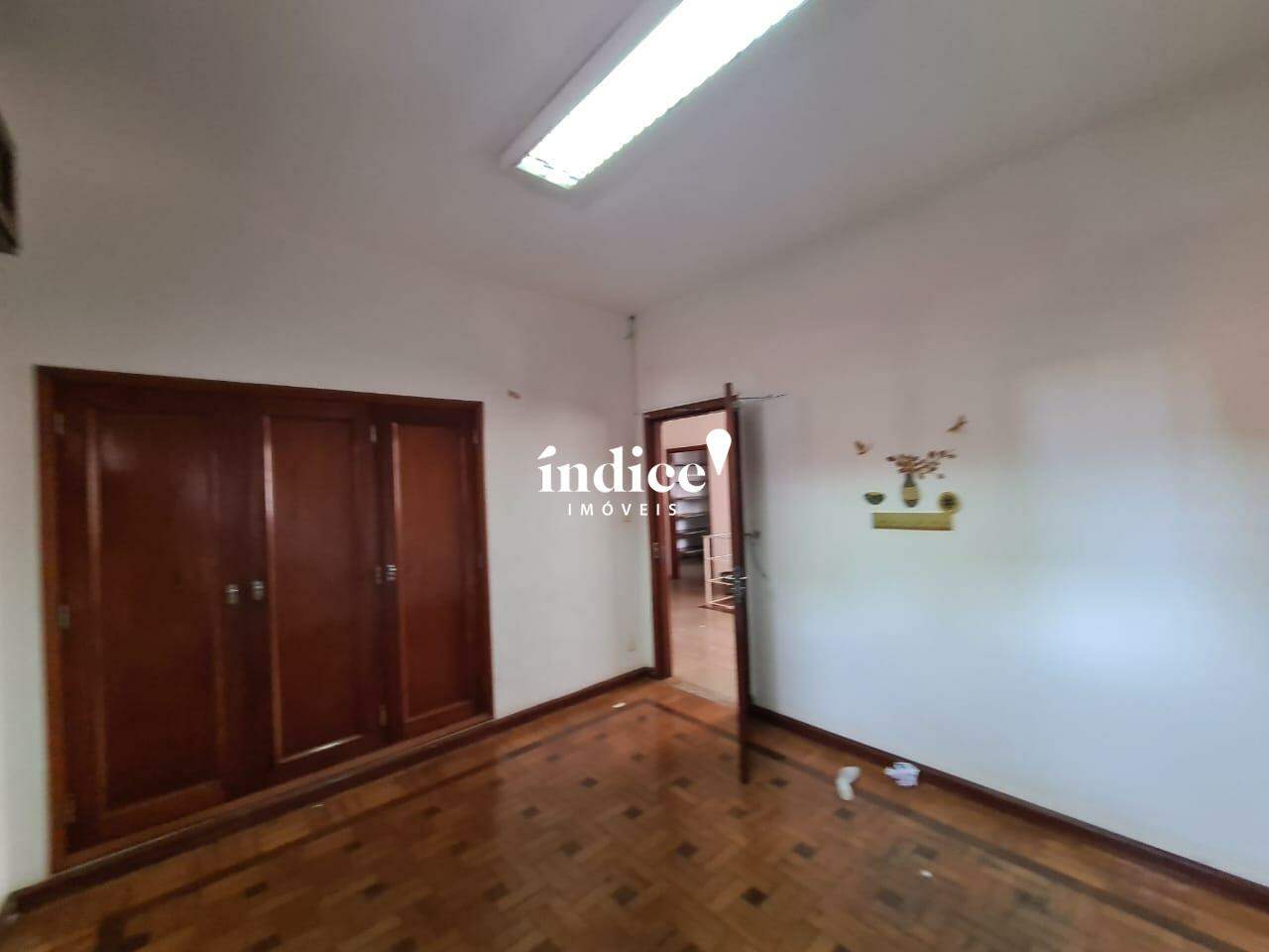 Salão Comercial para para aluguel no Centro na cidade de Ribeirão Preto: 