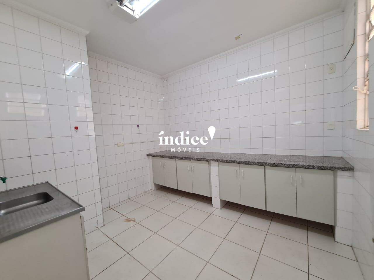 Salão Comercial para para aluguel no Centro na cidade de Ribeirão Preto: 