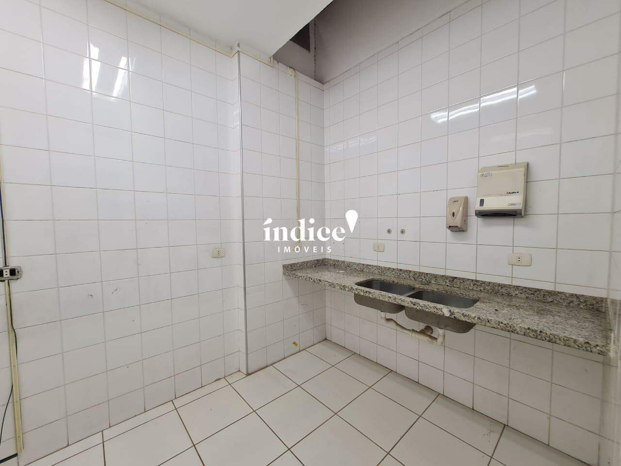 Salão Comercial para para aluguel no Centro na cidade de Ribeirão Preto: 