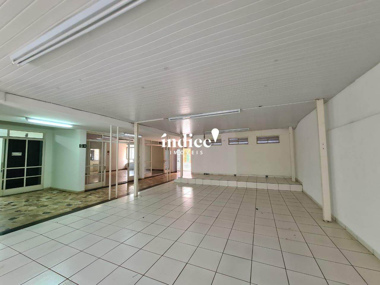 Salão Comercial para para aluguel no Centro na cidade de Ribeirão Preto: 