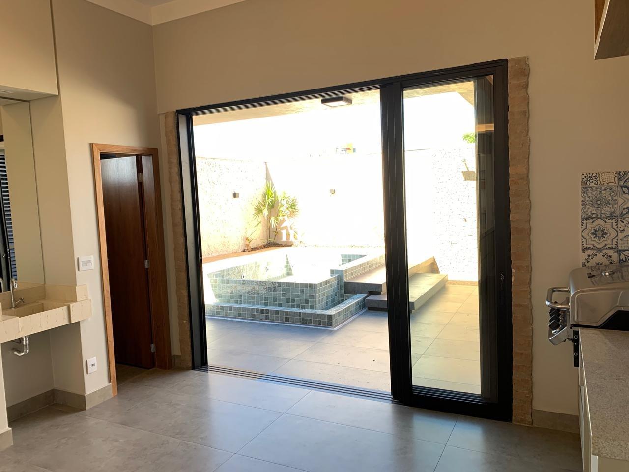 Casas Condomínio para para aluguel no Vila do Golf na cidade de Ribeirão Preto: 