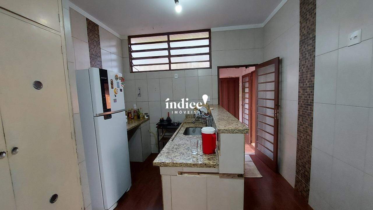 Casas para à venda no Jardim Paulista na cidade de Ribeirão Preto: 