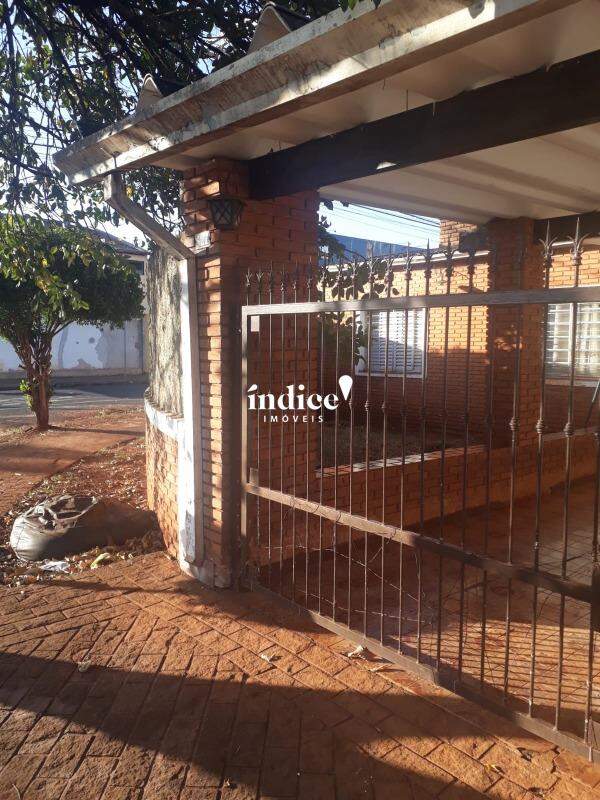 Casas para à venda no Jardim Interlagos na cidade de Ribeirão Preto: 