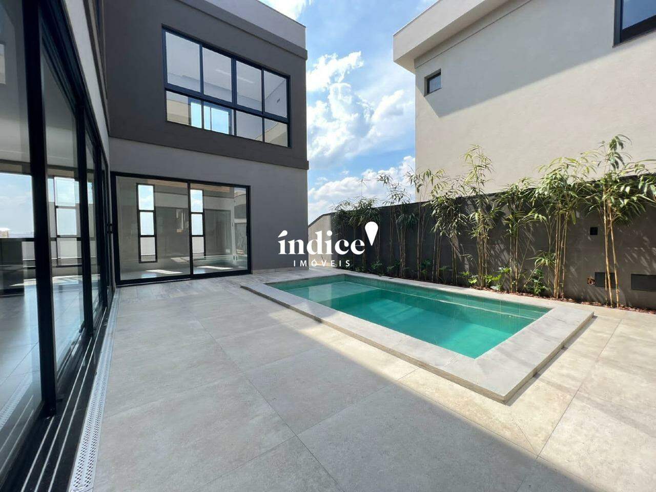 Casas Condomínio para à venda no Vila do Golf na cidade de Ribeirão Preto: 