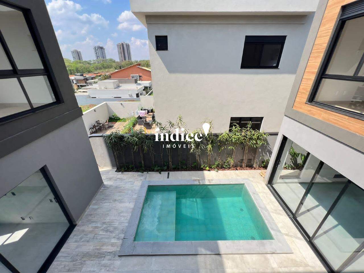 Casas Condomínio para à venda no Vila do Golf na cidade de Ribeirão Preto: 