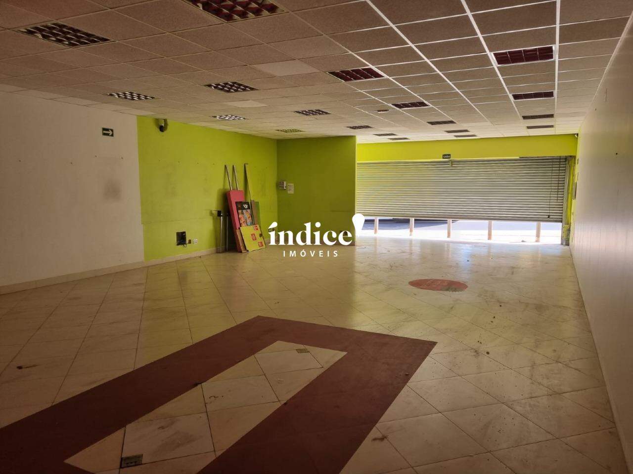 Salão Comercial para para aluguel no Ipiranga na cidade de Ribeirão Preto: 