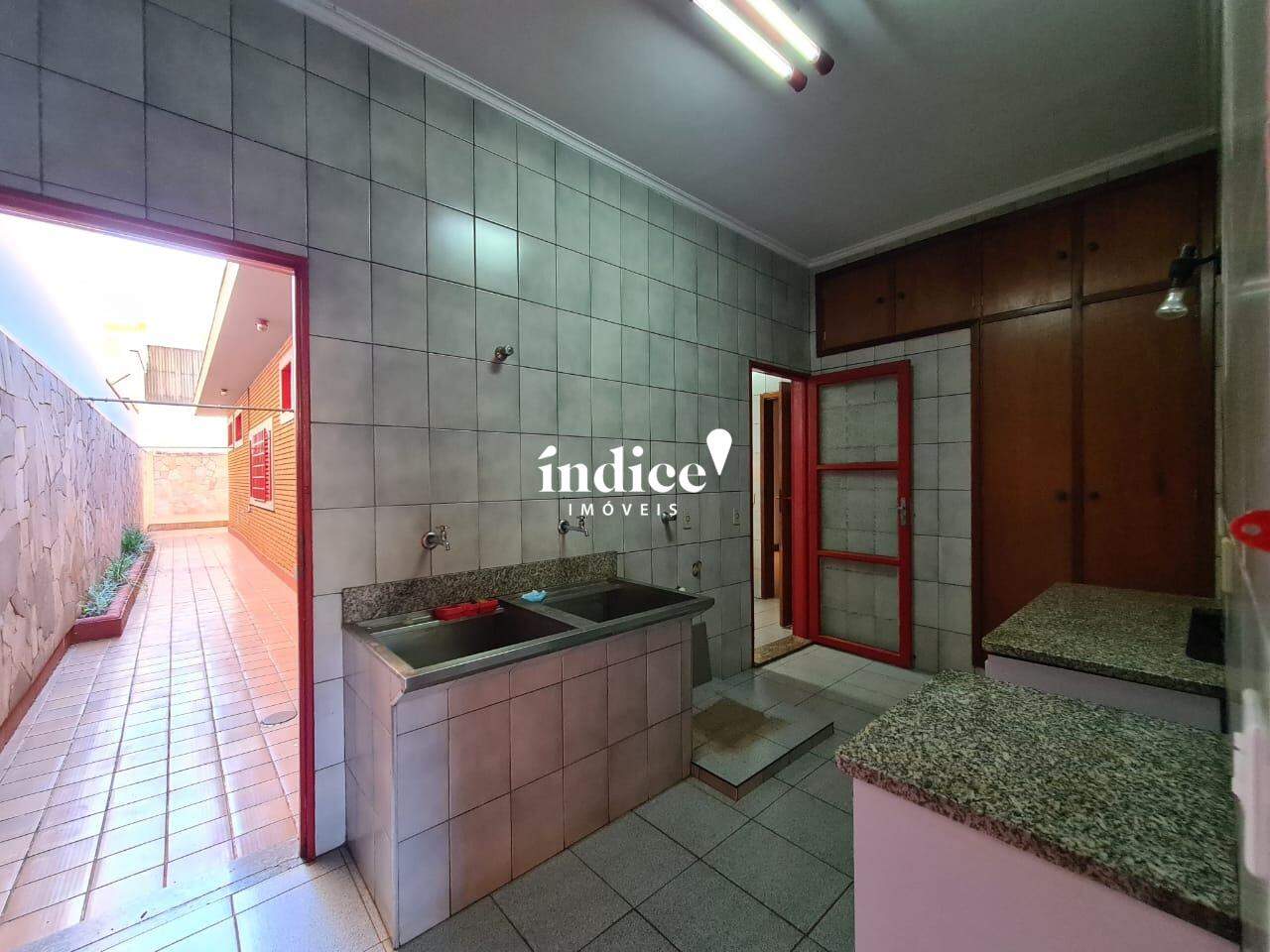 Casa Comercial para para aluguel no Jardim Irajá na cidade de Ribeirão Preto: 