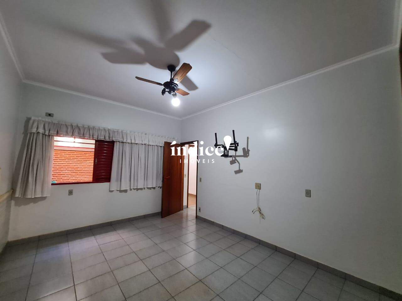 Casa Comercial para para aluguel no Jardim Irajá na cidade de Ribeirão Preto: 