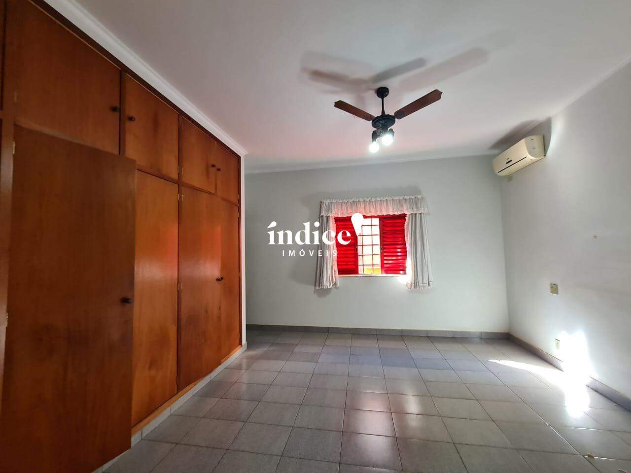 Casa Comercial para para aluguel no Jardim Irajá na cidade de Ribeirão Preto: 