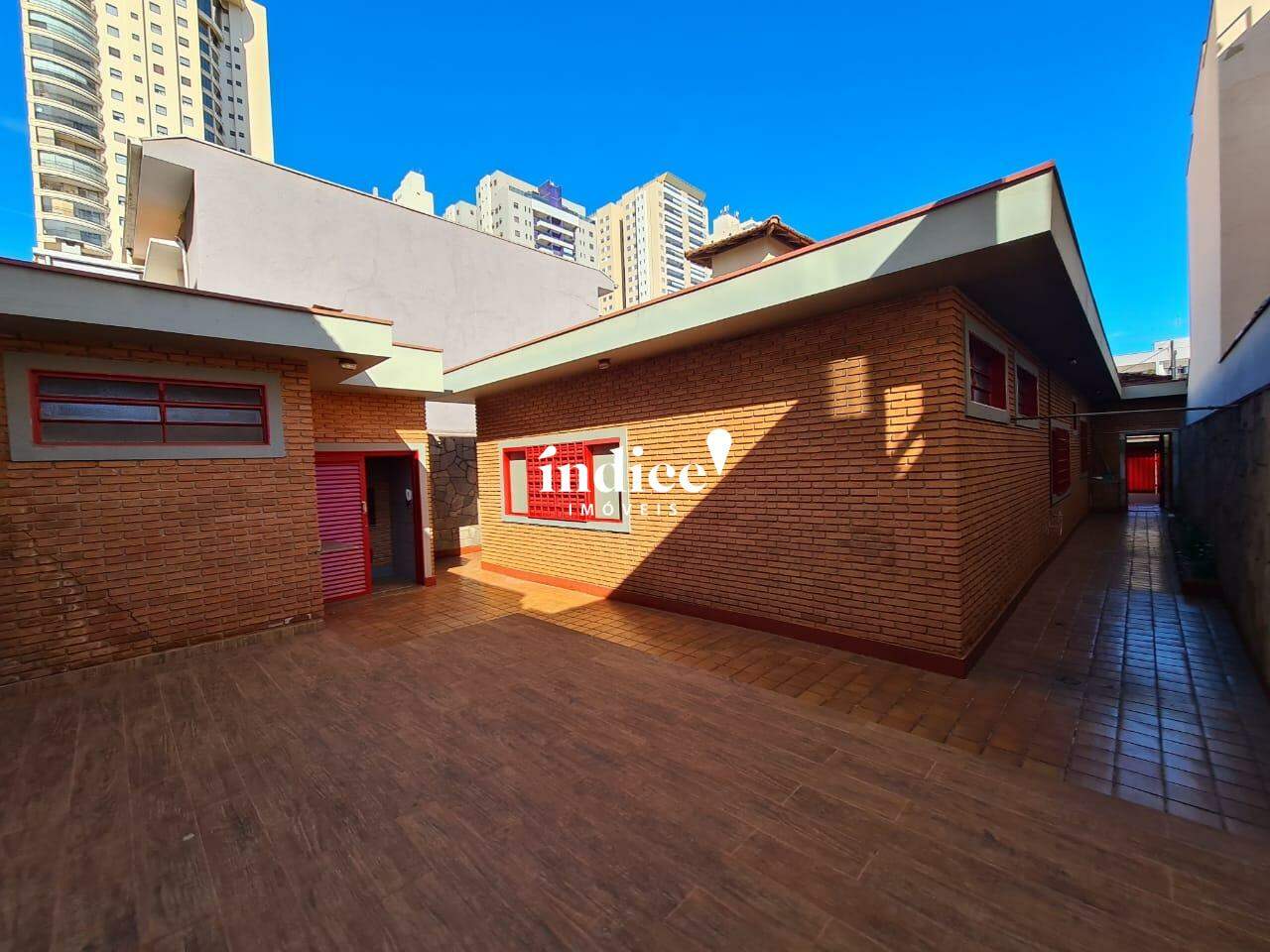 Casa Comercial para para aluguel no Jardim Irajá na cidade de Ribeirão Preto: 