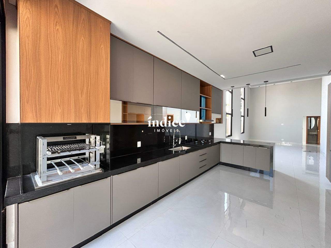 Casas Condomínio para à venda no Vila do Golf na cidade de Ribeirão Preto: 