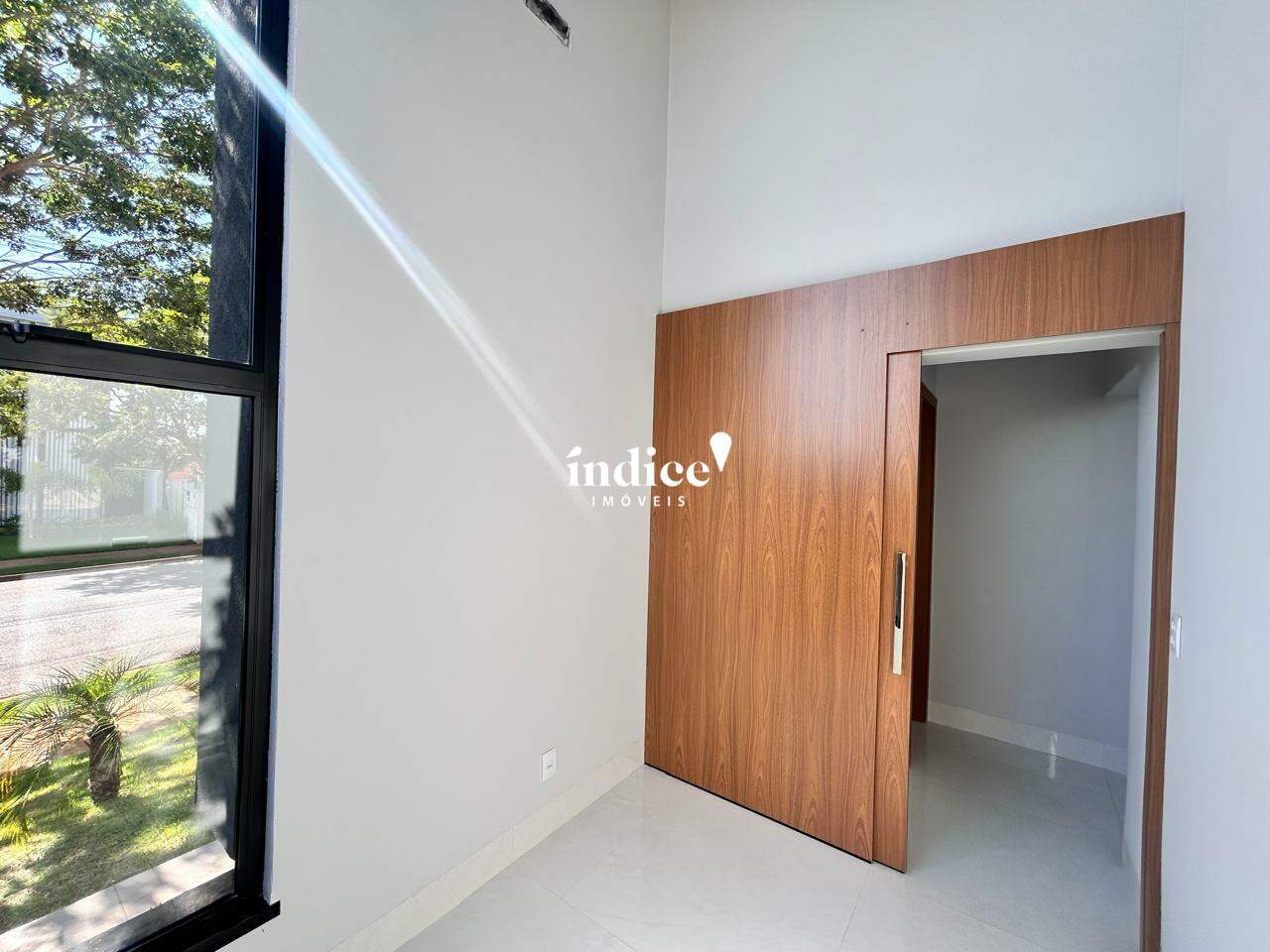 Casas Condomínio para à venda no Vila do Golf na cidade de Ribeirão Preto: 