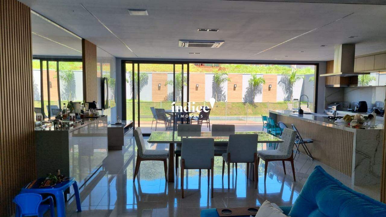 Casas Condomínio para à venda no Alphaville na cidade de Ribeirão Preto: 