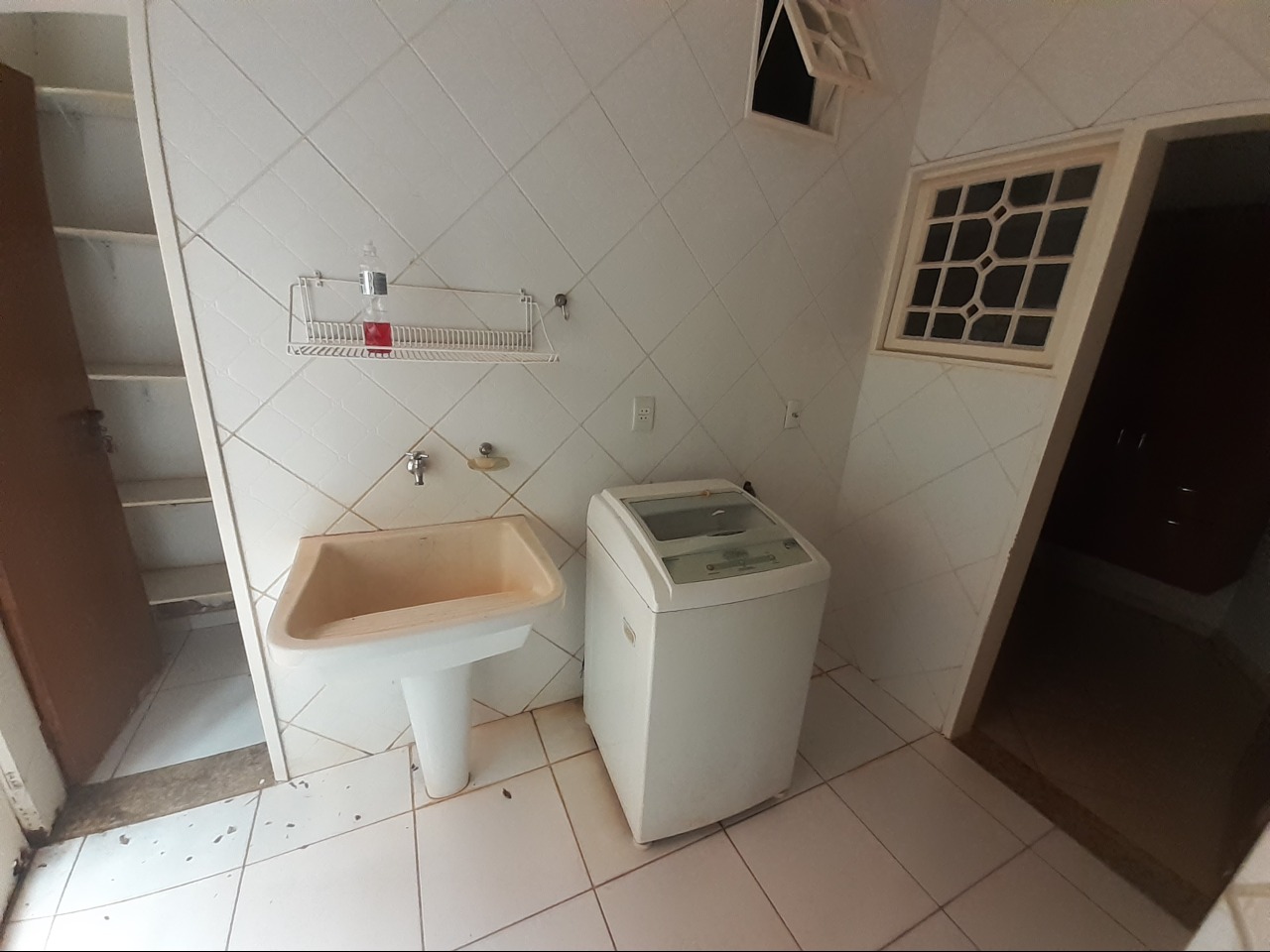 Casas para à venda no Ribeirânia na cidade de Ribeirão Preto: 