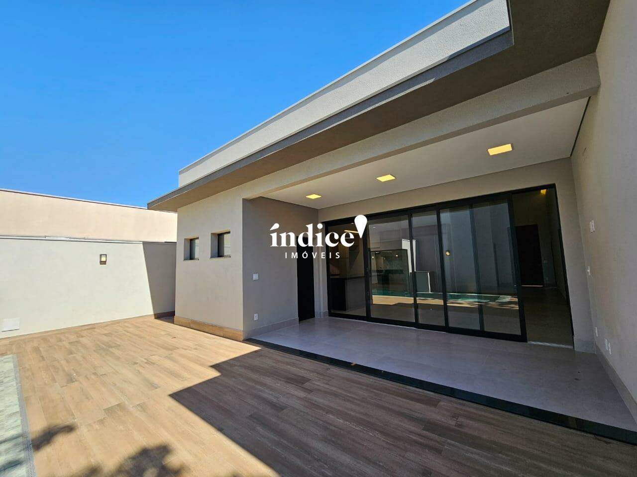 Casas Condomínio para à venda no Vila do Golf na cidade de Ribeirão Preto: 