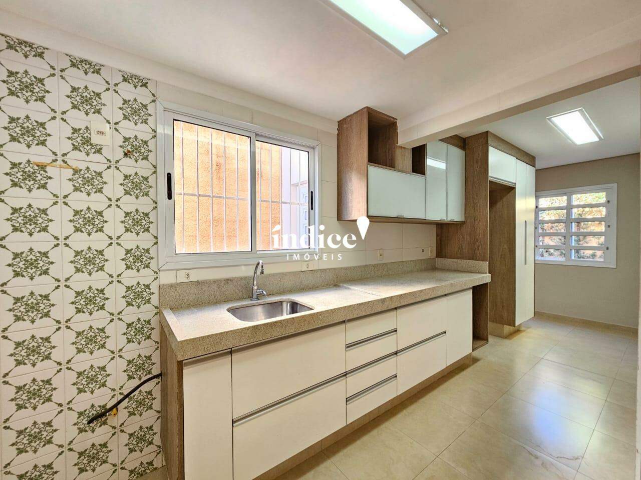 Casas Condomínio para à venda no Vila do Golf na cidade de Ribeirão Preto: 