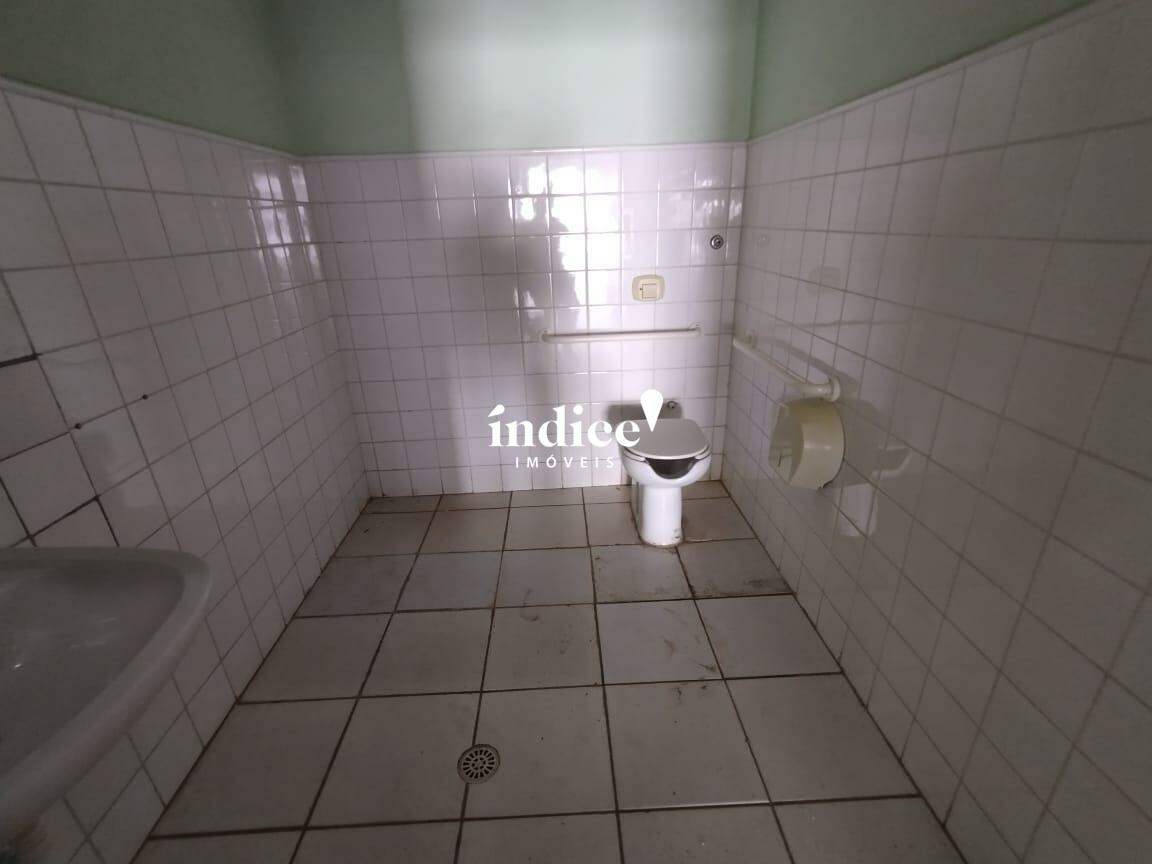 Salão Comercial para para aluguel no Centro na cidade de Ribeirão Preto: 