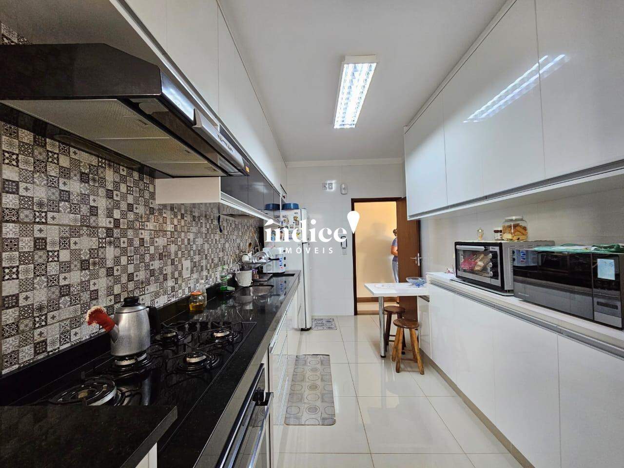 Apartamento para à venda no Jardim Irajá na cidade de Ribeirão Preto: 