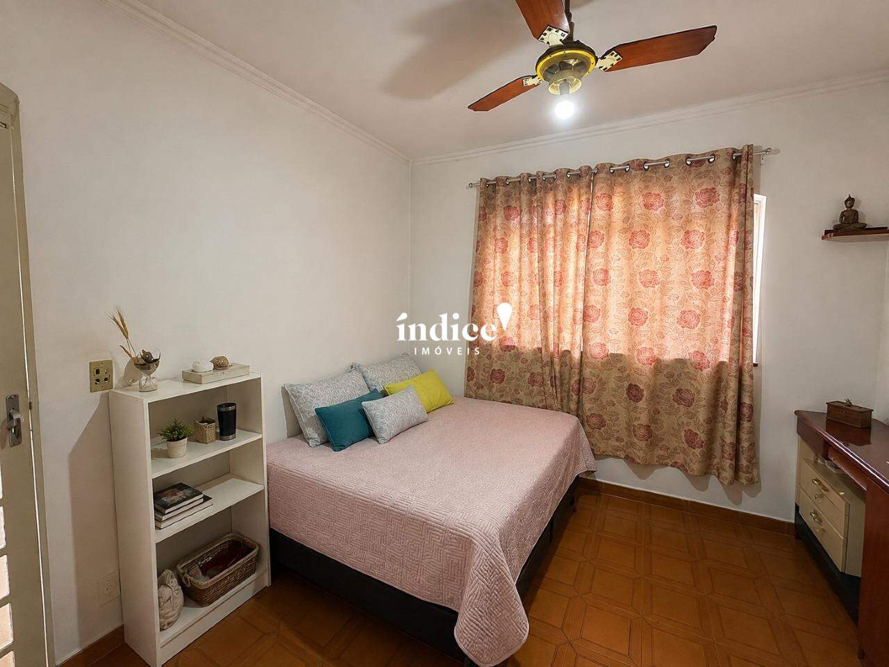 Casas Condomínio para à venda no Independência na cidade de Ribeirão Preto: 