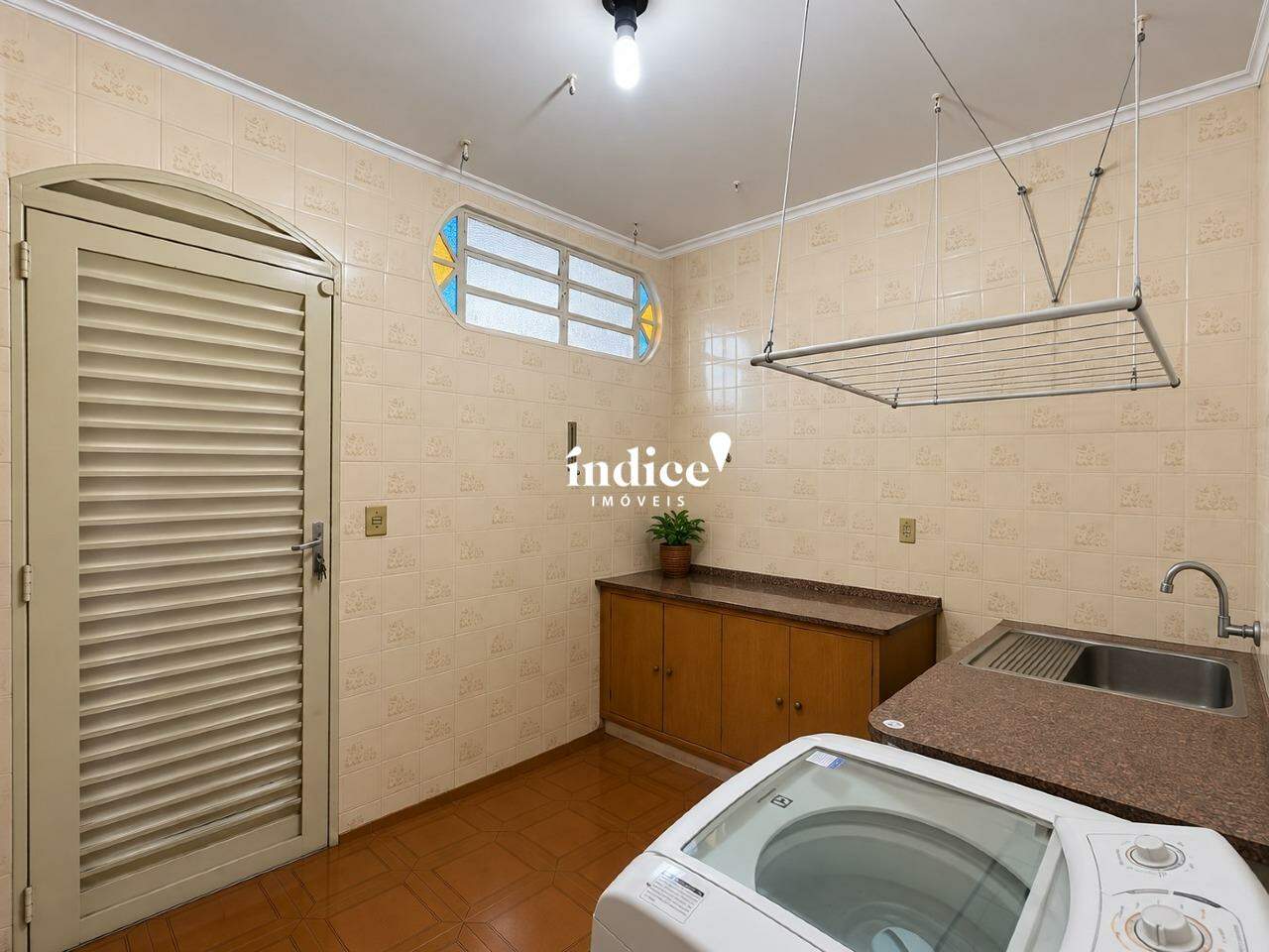 Casas Condomínio para à venda no Independência na cidade de Ribeirão Preto: 