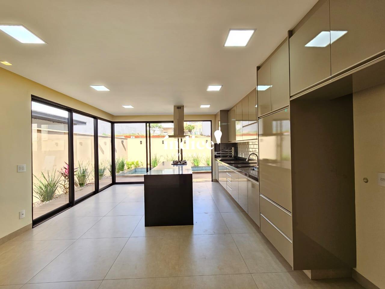 Casas Condomínio para à venda no Vila do Golf na cidade de Ribeirão Preto: 