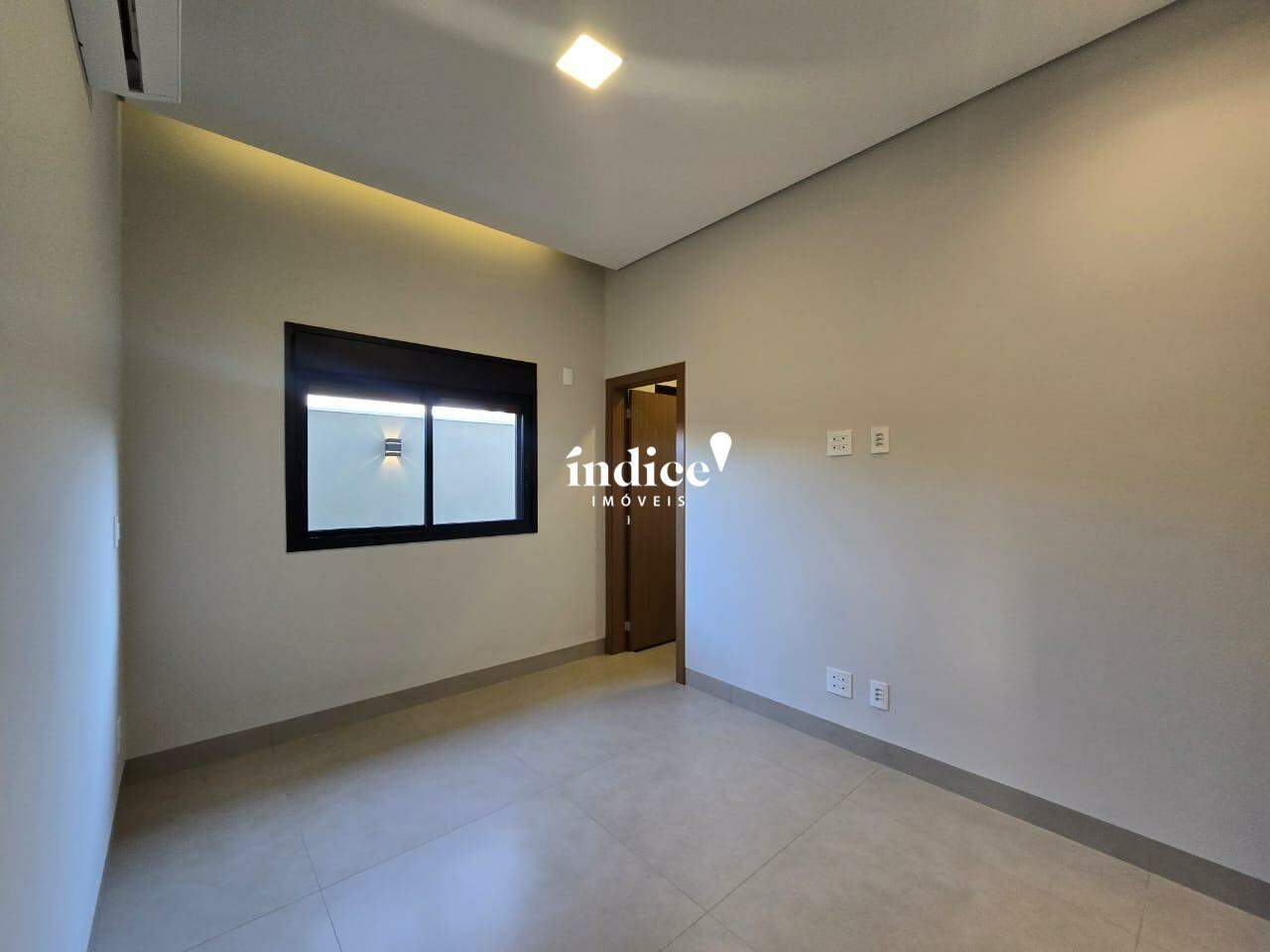 Casas Condomínio para à venda no Residencial Valência na cidade de Ribeirão Preto: 