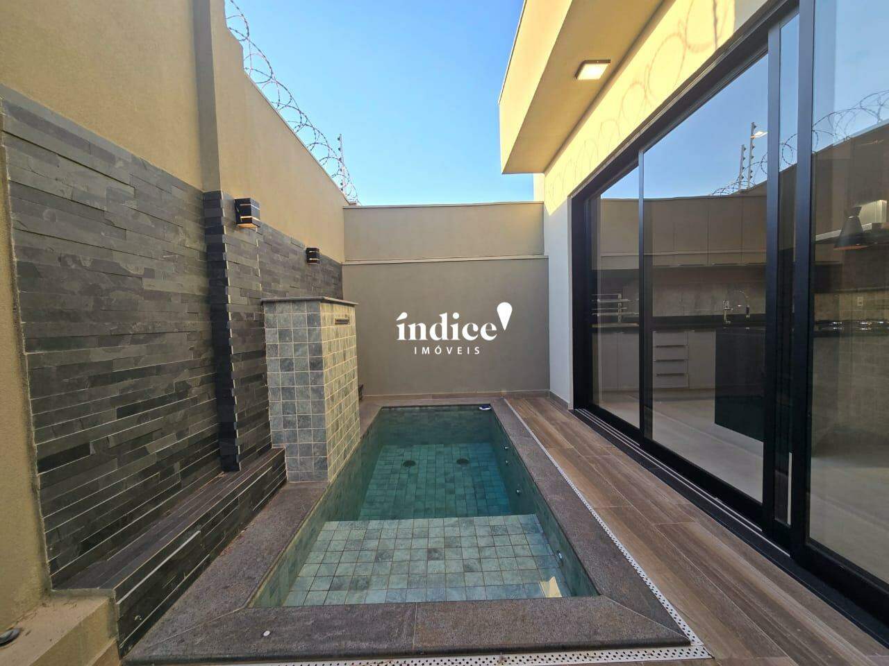 Casas Condomínio para à venda no Residencial Valência na cidade de Ribeirão Preto: 