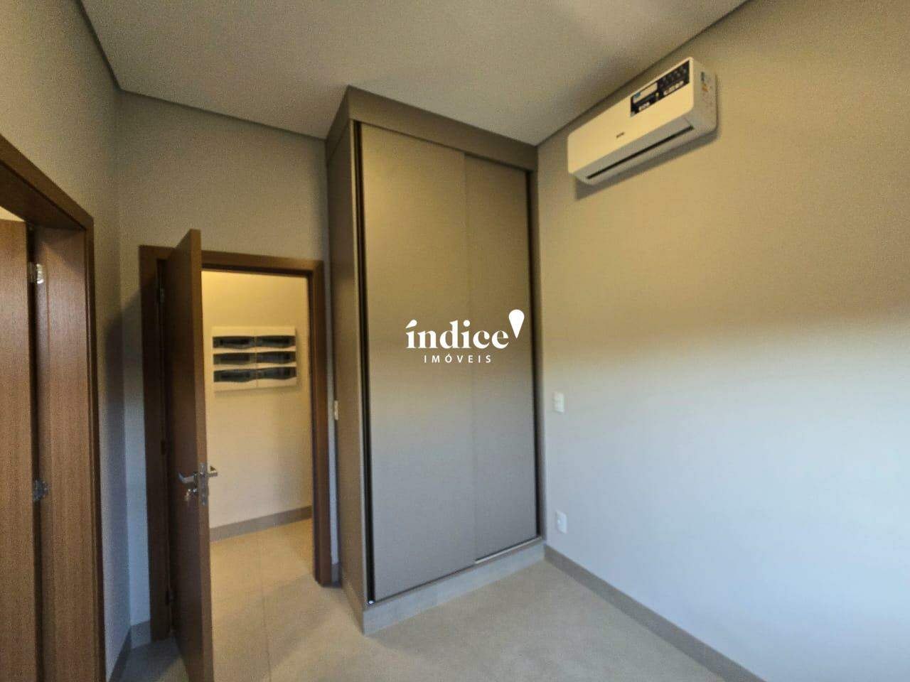 Casas Condomínio para à venda no Residencial Valência na cidade de Ribeirão Preto: 