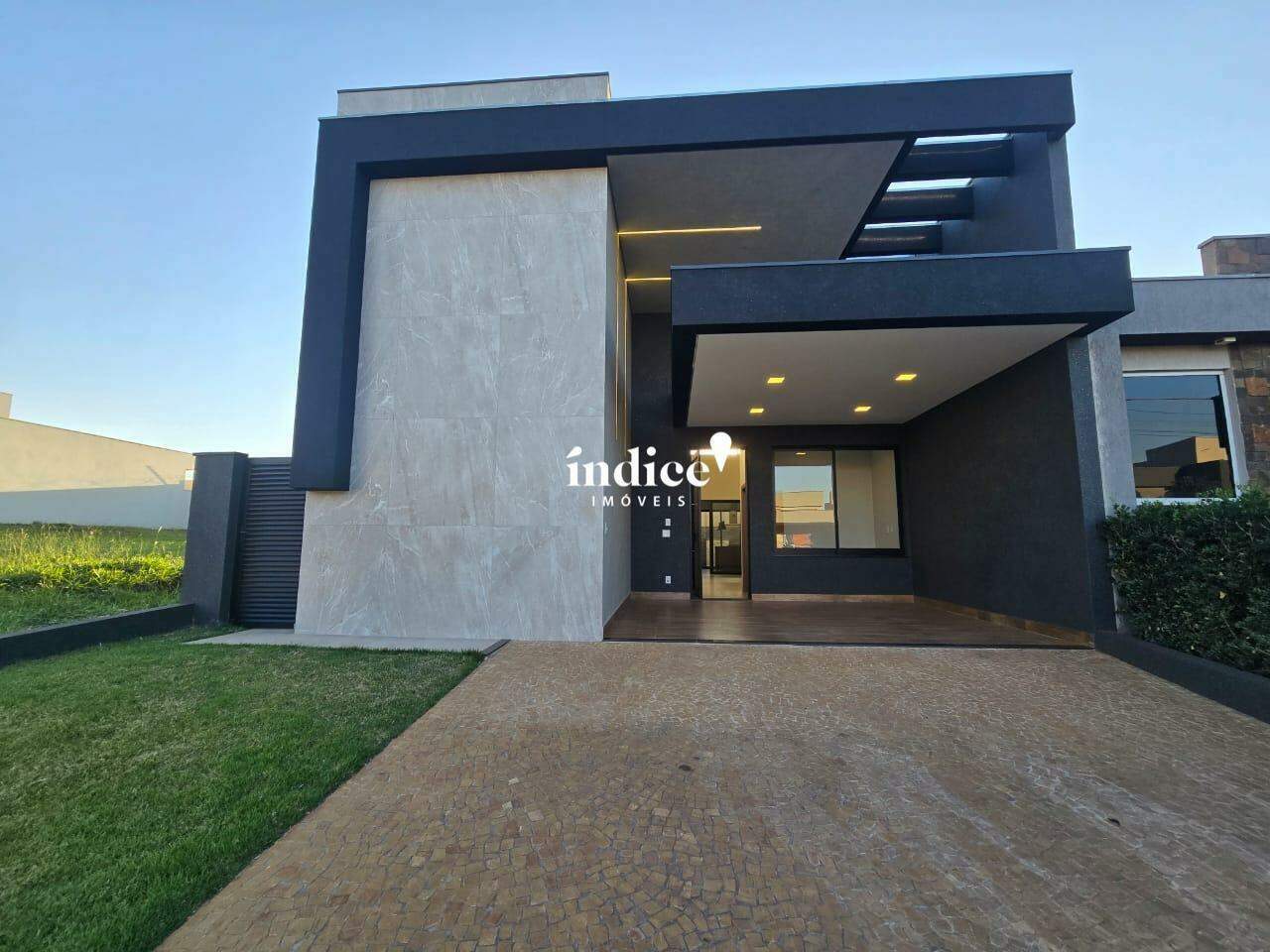 Casas Condomínio para à venda no Residencial Valência na cidade de Ribeirão Preto: 