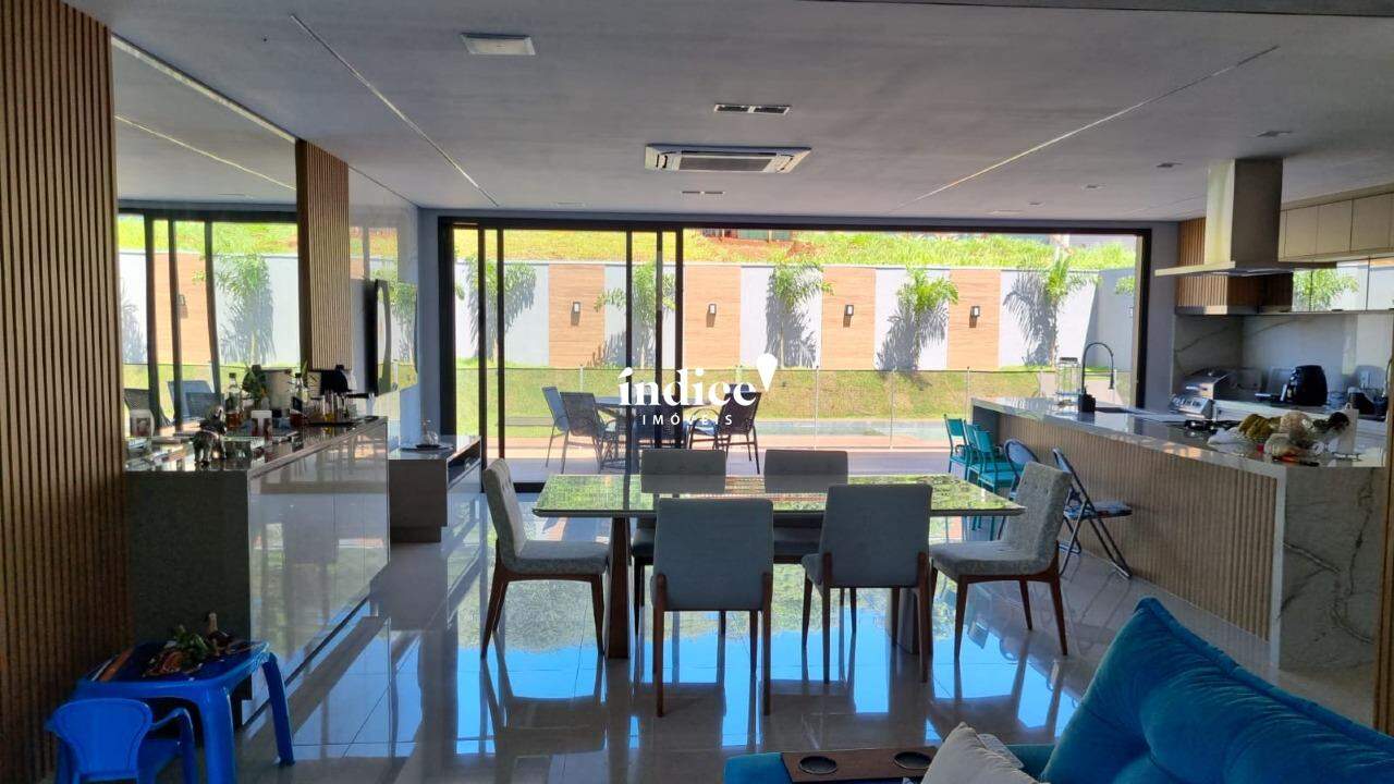Casas Condomínio para à venda no Alphaville na cidade de Ribeirão Preto: 