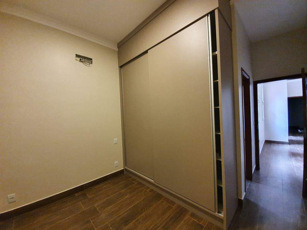 Casas Condomínio para à venda no Vila do Golf na cidade de Ribeirão Preto: 