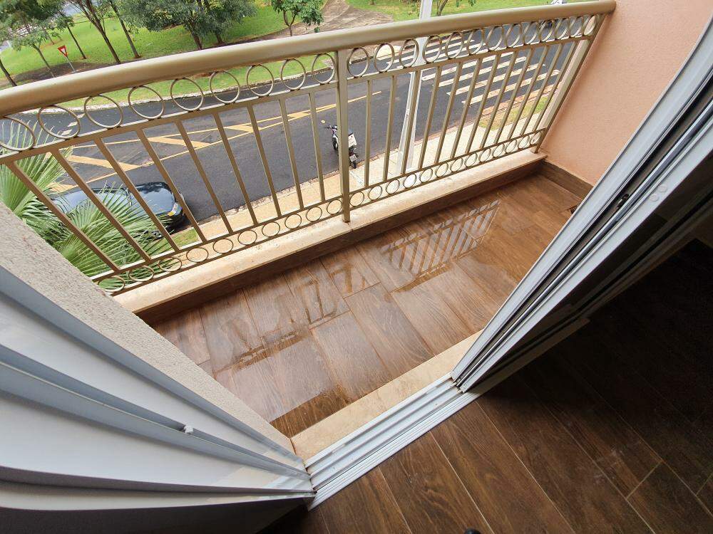 Casas Condomínio para à venda no Vila do Golf na cidade de Ribeirão Preto: 