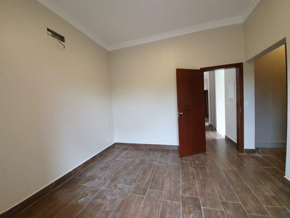 Casas Condomínio para à venda no Vila do Golf na cidade de Ribeirão Preto: 