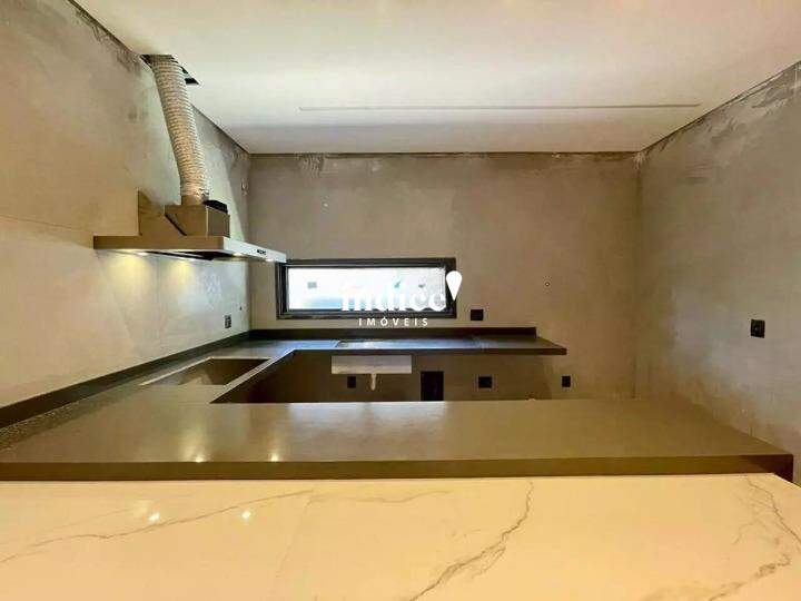 Casas Condomínio para à venda no Alphaville na cidade de Ribeirão Preto: 