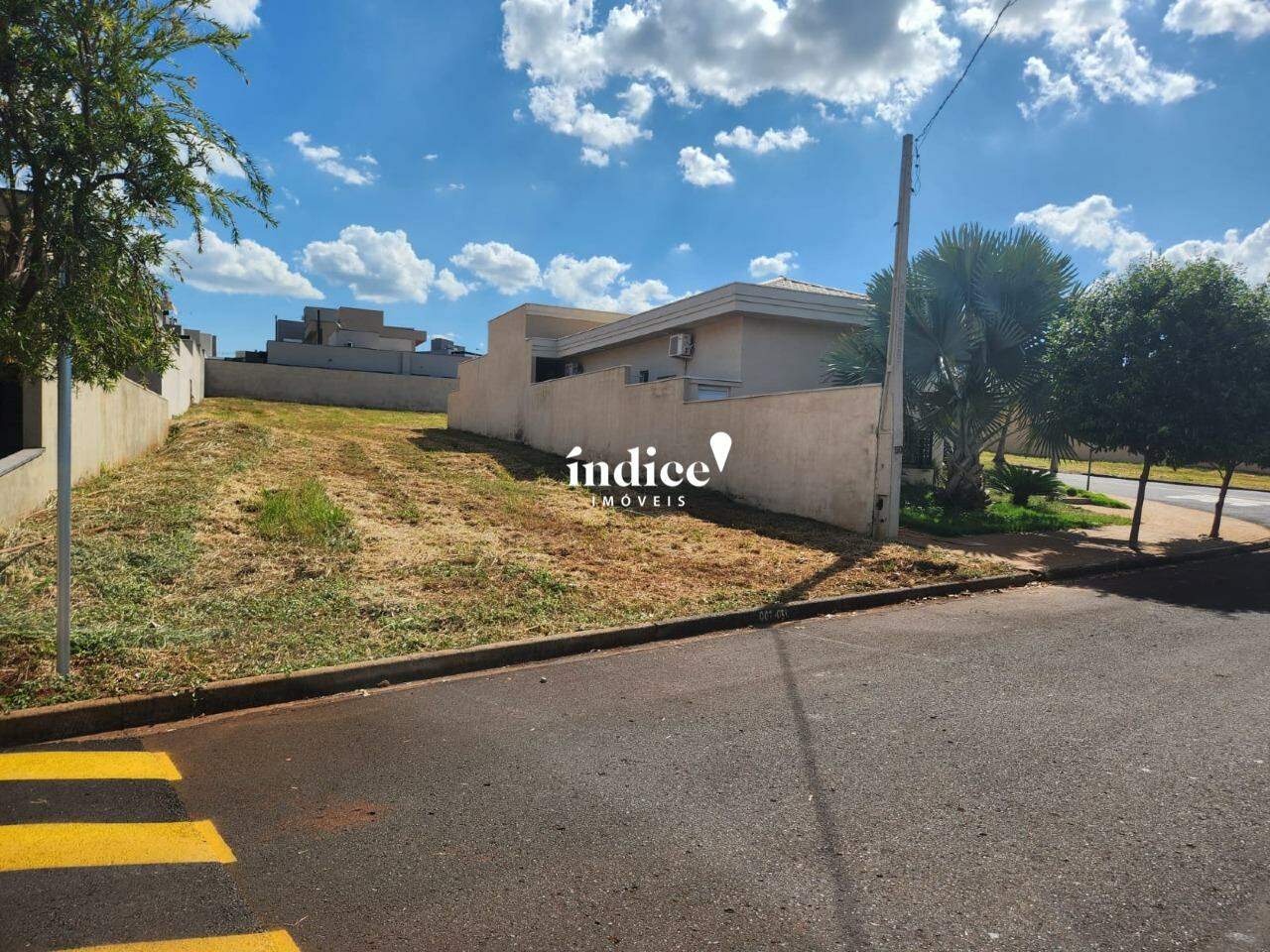 Terrenos Condomínio para à venda no Recreio das Acácias na cidade de Ribeirão Preto: 