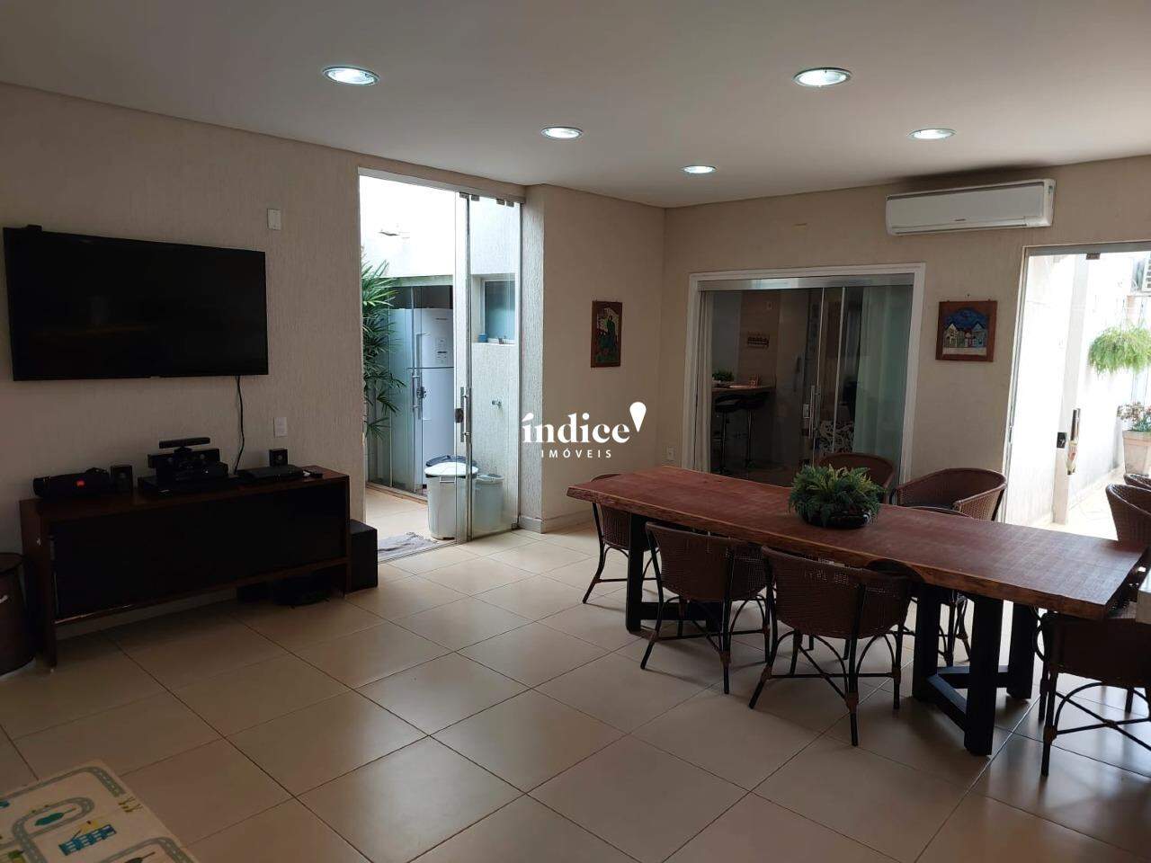 Casas Condomínio para à venda no Jardim Guaporé na cidade de Ribeirão Preto: 