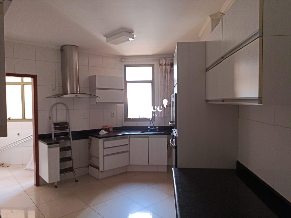 Apartamento para à venda no Centro na cidade de Ribeirão Preto: 