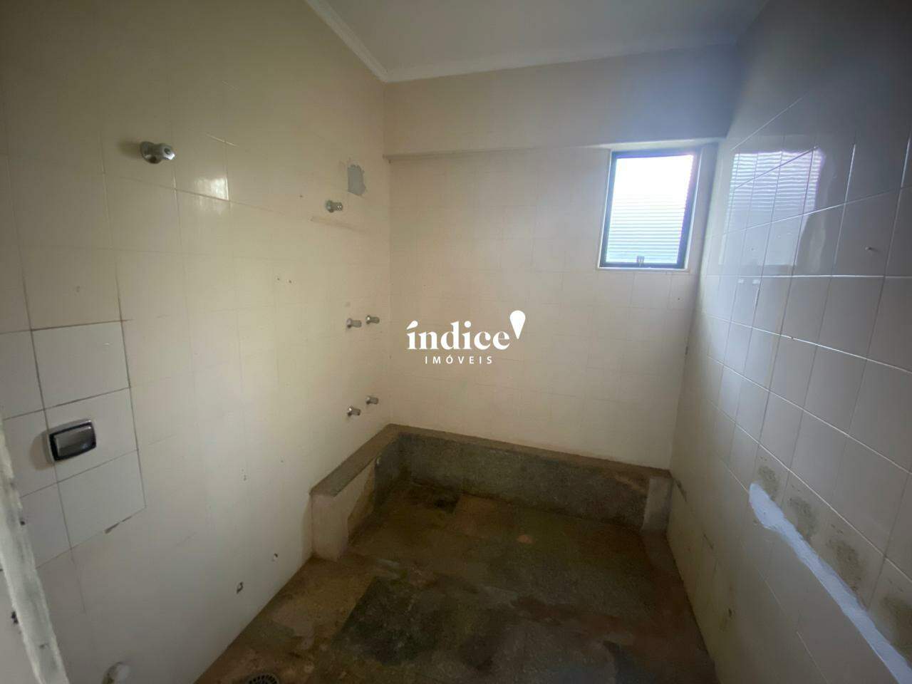 Casa Comercial para para aluguel no Jardim Sumaré na cidade de Ribeirão Preto: 