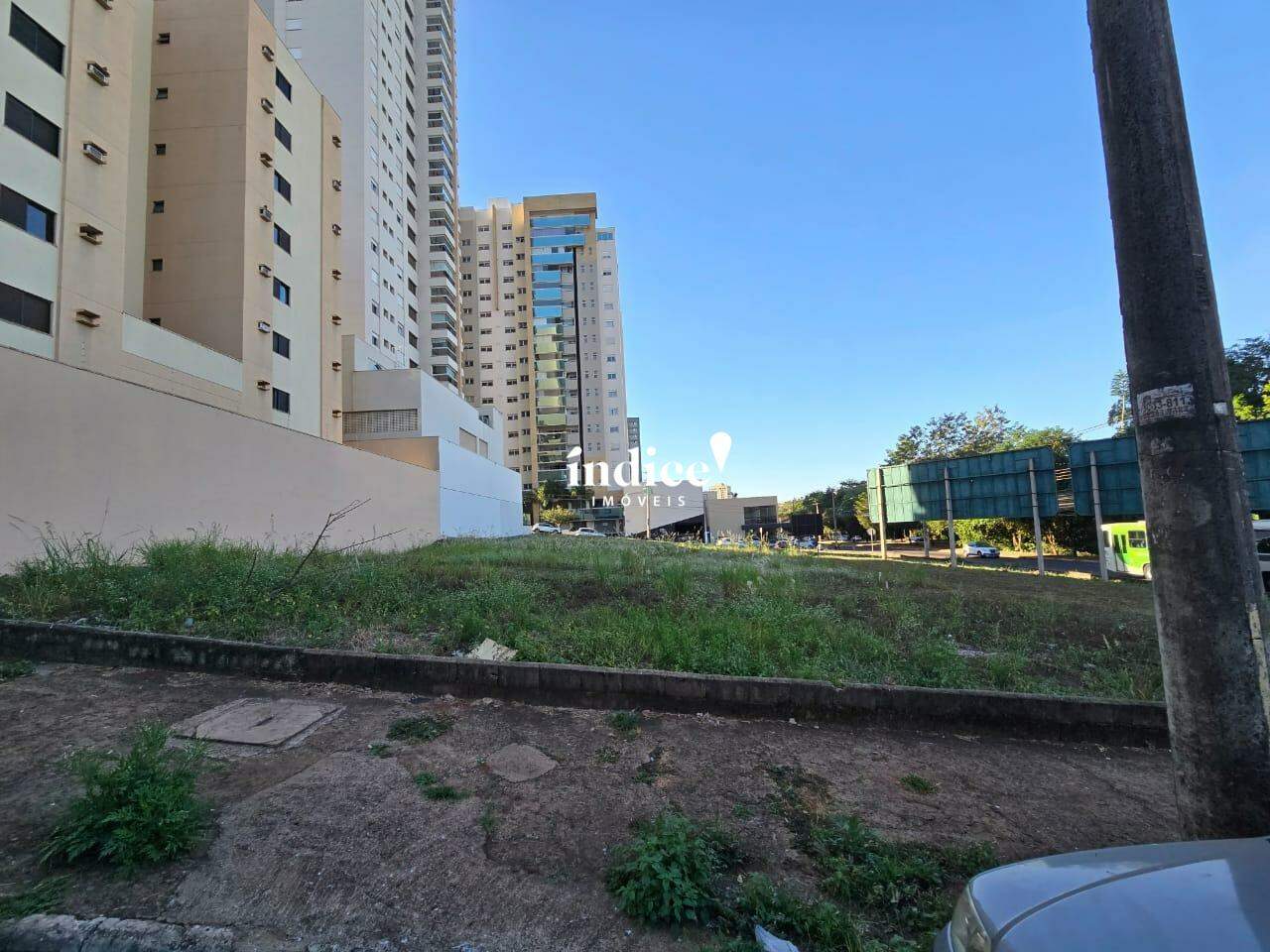 Terrenos Bairro para à venda no Jardim Botânico na cidade de Ribeirão Preto: 
