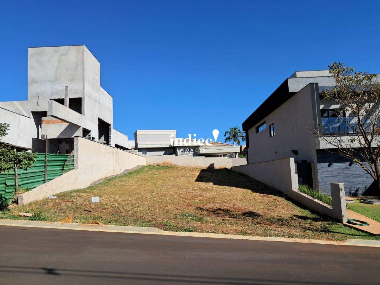 Terrenos Condomínio para à venda no Residencial Alto do Castelo na cidade de Ribeirão Preto: 
