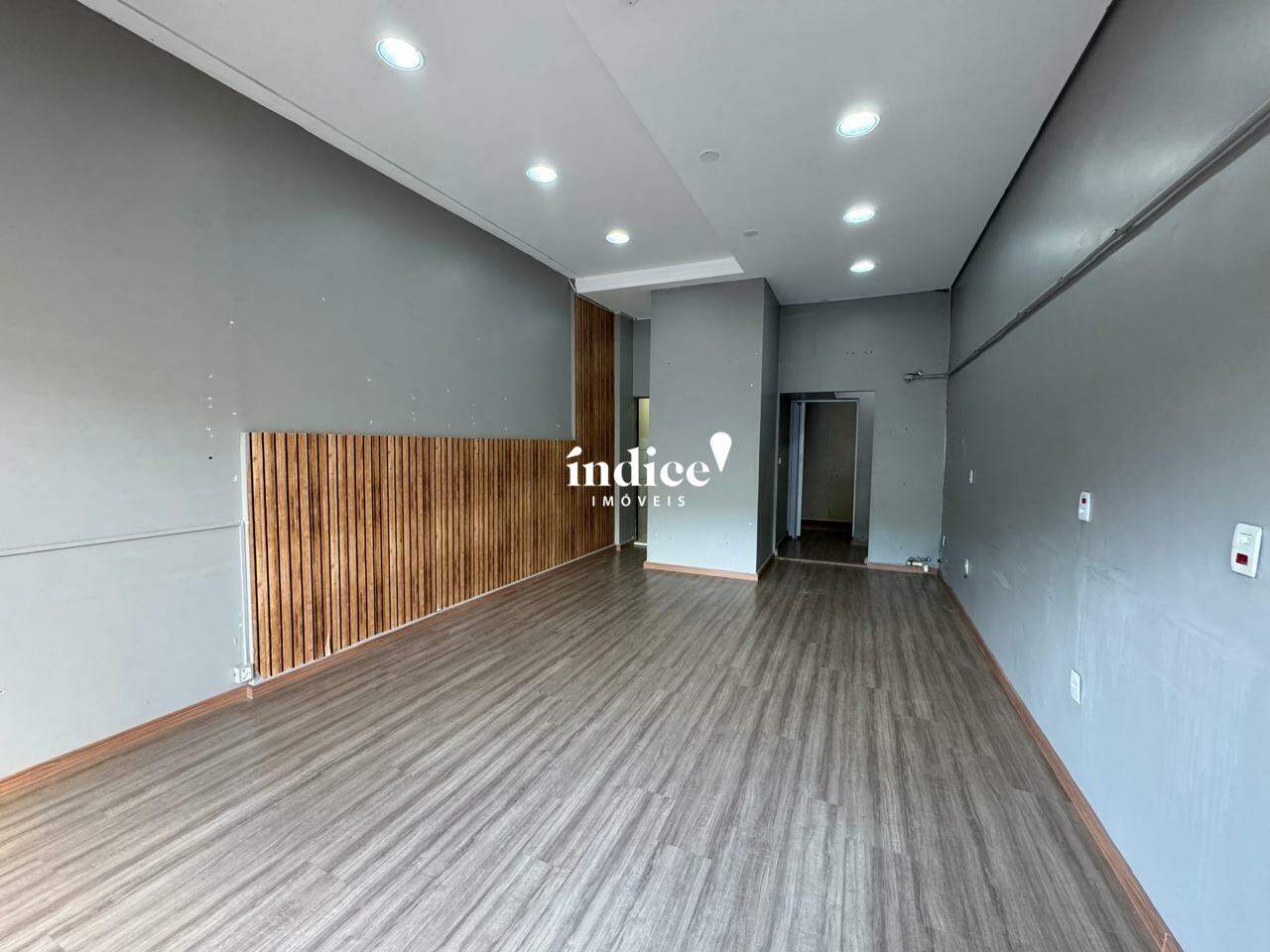 Salão Comercial para para aluguel no Nova Ribeirânia na cidade de Ribeirão Preto: 